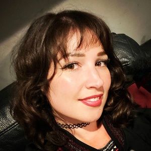 Meet your Posher, Anne